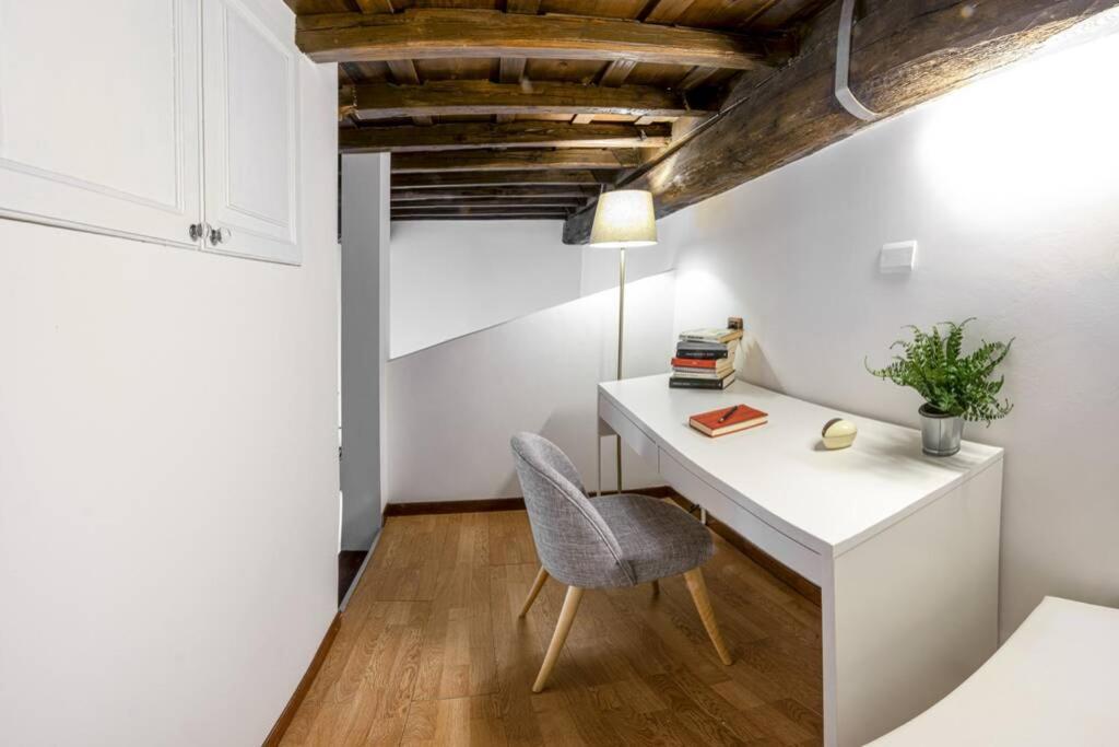 Chiara'S Place At Pantheon - Your Apt In โรม ภายนอก รูปภาพ